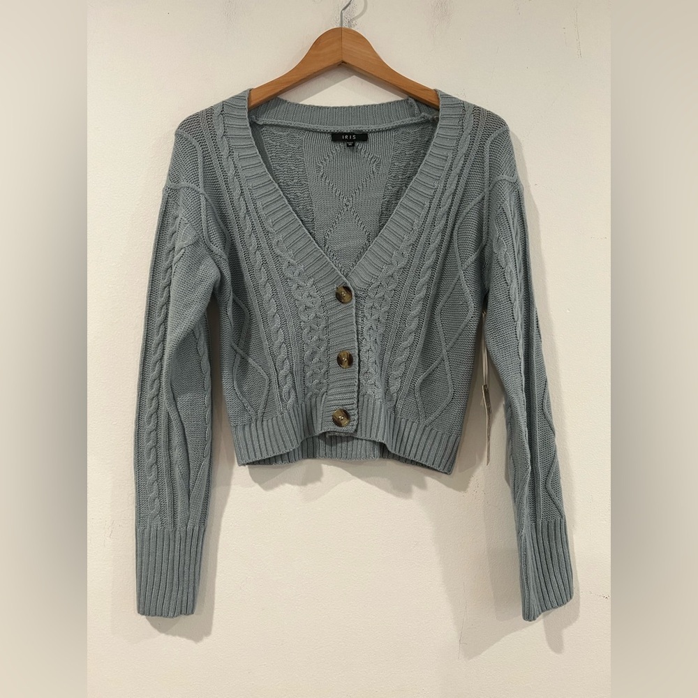 IRIS grey cable knit crop cardigan with front buttons XL NWT